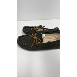 M&E collection fur lined moccasins womens size 7 olive green